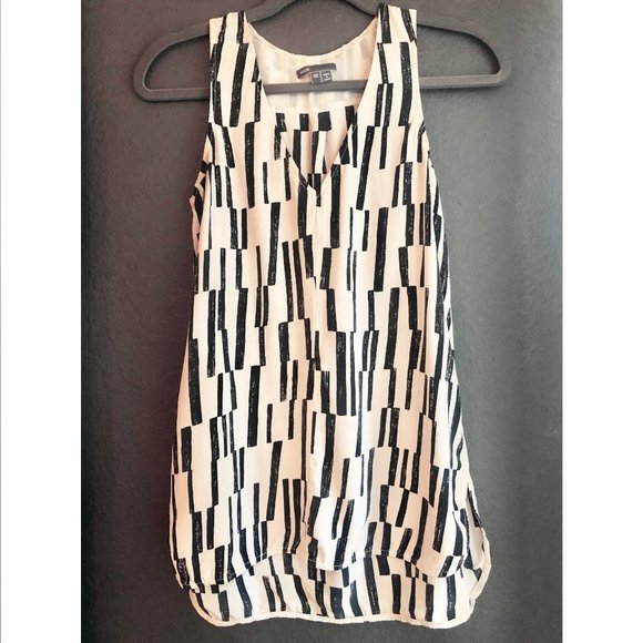 Vince sleeveless silk patterned blouse - Picture 2 of 4